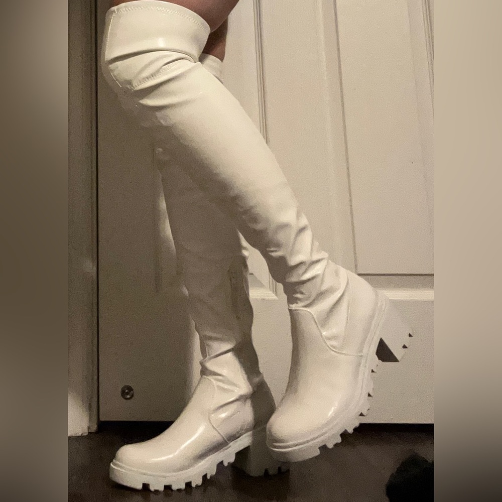 Chunky platform over the knee boots